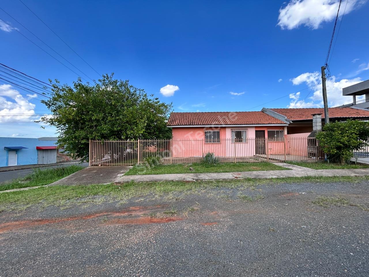 Casa residencial de esquina - Jardim Carvalho — foto 4